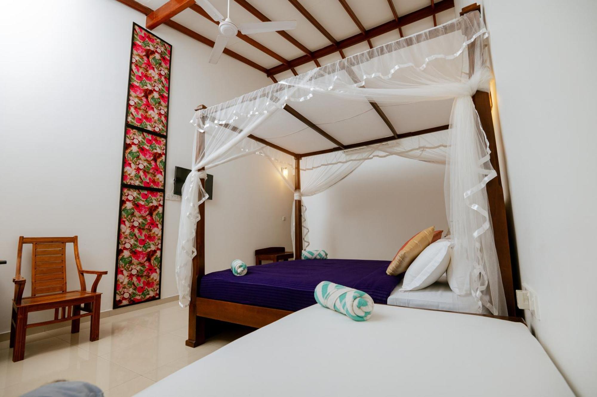 Prince Beach Hotel Bentota Extérieur photo